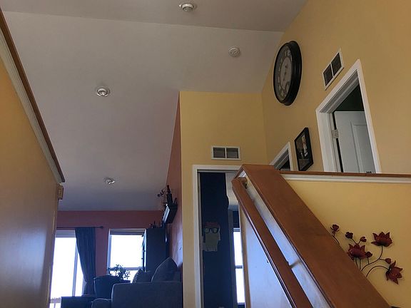 3rd image of 1328 Gardner Pond Ln