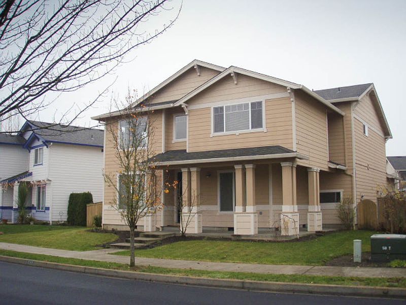 1st image of 17217 SE 23rd Dr