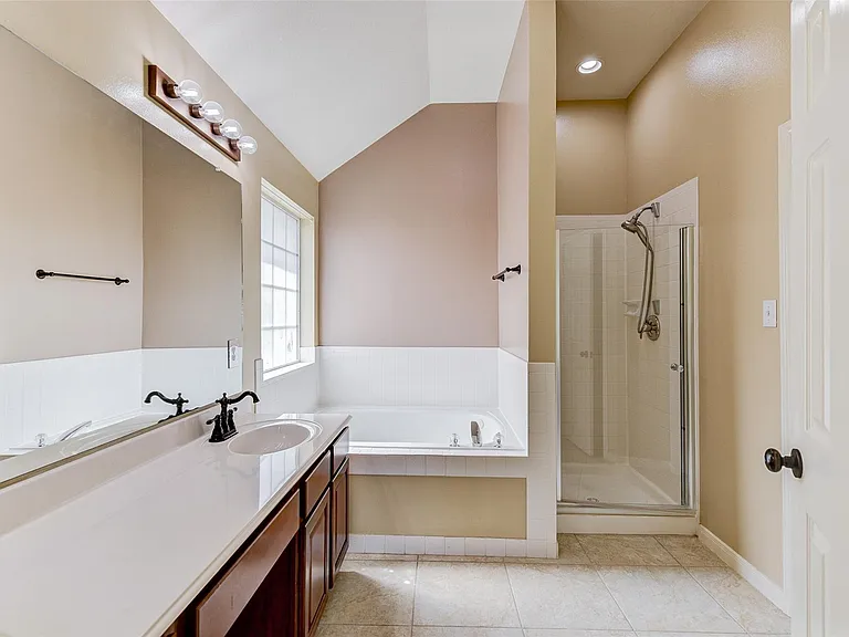 25910 Oakridge Forest Ln — Photo 20