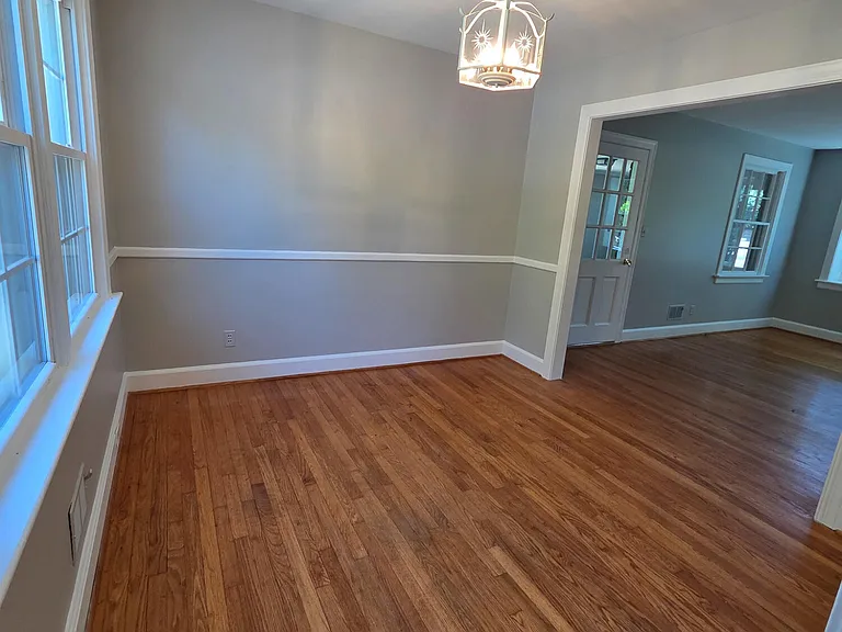 3428 Wade Ave — Photo 13