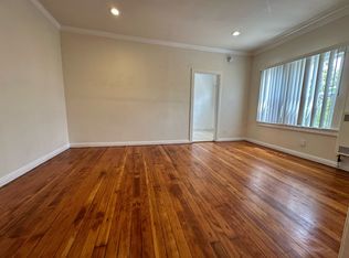 3045 Leeward, Los Angeles, CA 90005