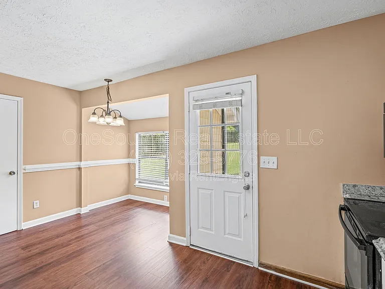 1321 Timbercrest Dr — Photo 14