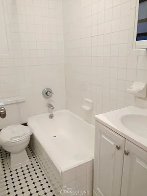 Rented by City Connections Realty | media 24