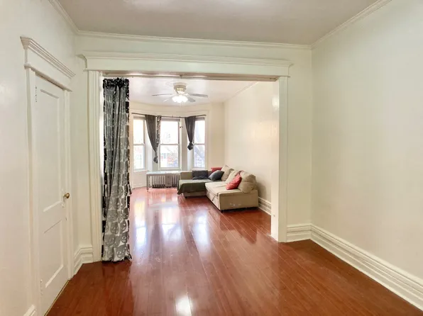 752 54th Street image 2 of 11