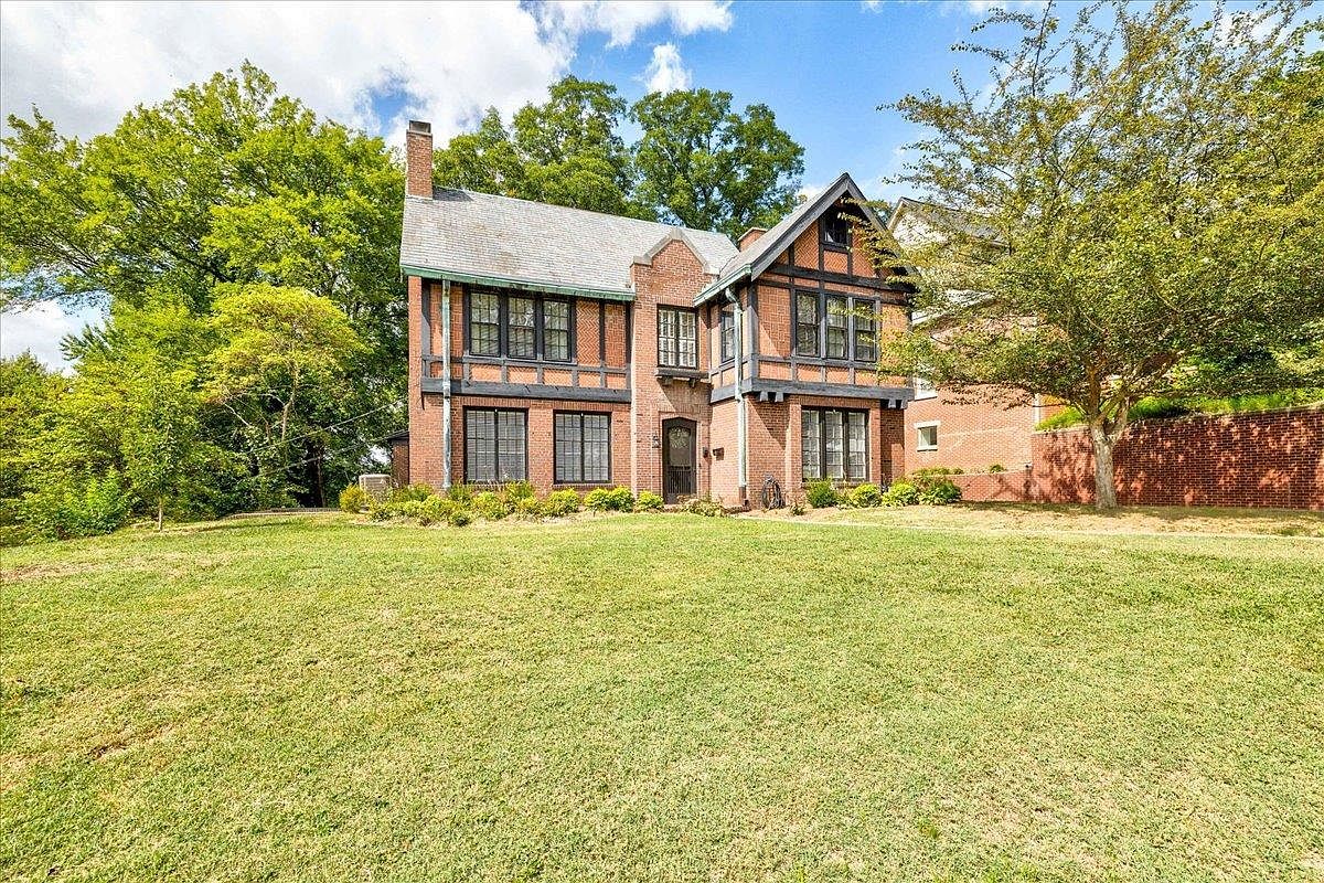 235 S Elm St, Henderson, KY 42420 Zillow