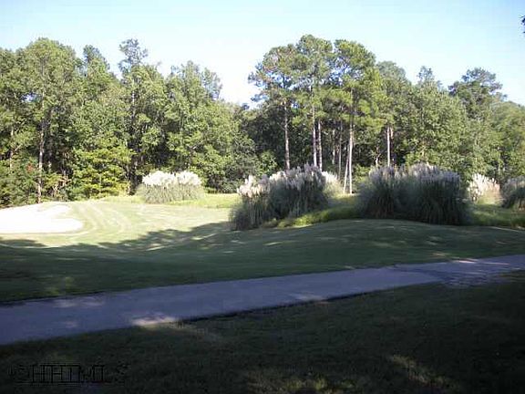 4th image of 8 Marsh Dr