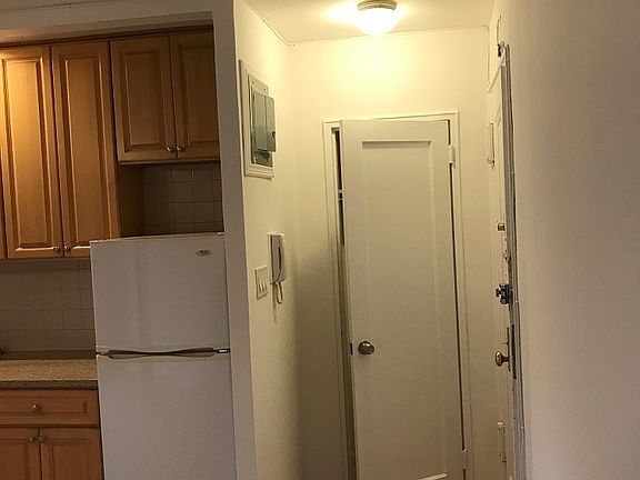 4th image of 8710 34th Ave APT 5N