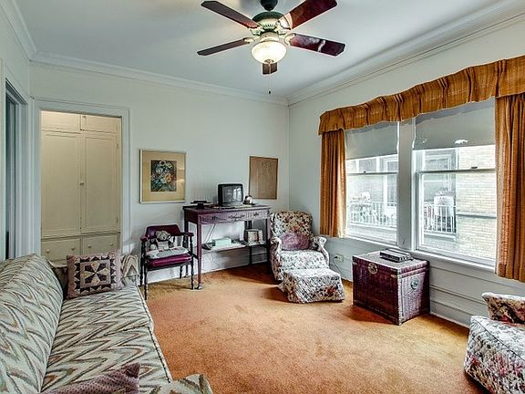 4th image of 1520 E 59th St #3D