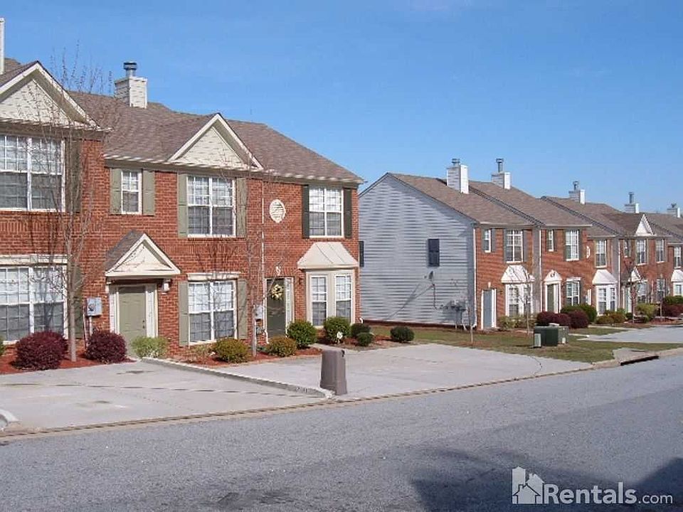 1st image of 2664 Parkway Trl