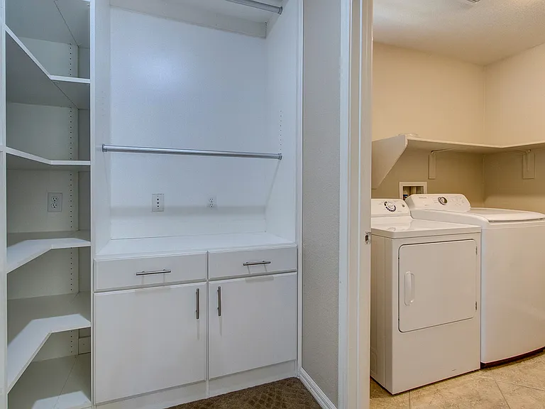 960 Contadero Pl — Photo 32
