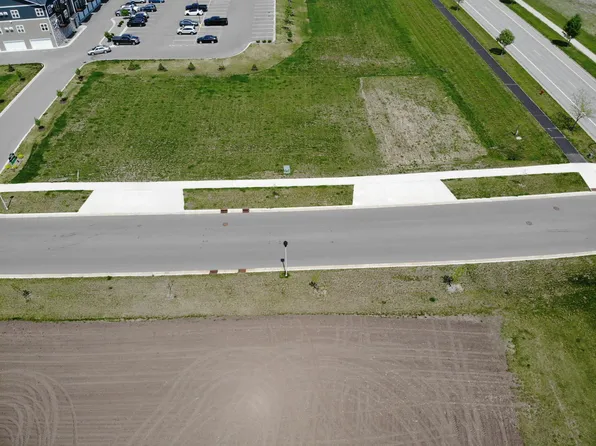 2077 Clark St, Saint Peter, MN 56082