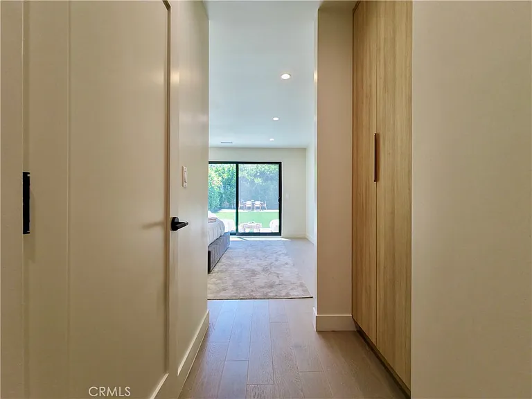 4819 Genesta — Photo 37