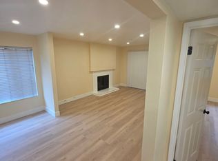 796 Woodside Ln E UNIT 5, Sacramento, CA 95825
