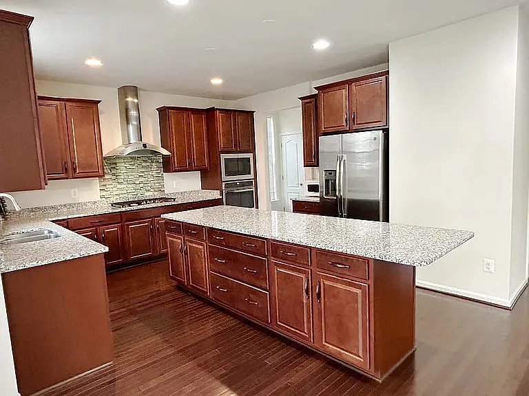 24887 Coventry Grove Ct — Photo 13
