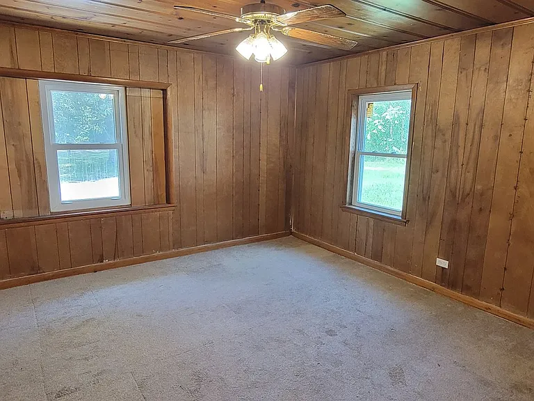 670 Arrowhead Ln — Photo 12