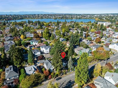 6119 Latona Avenue NE, Seattle, WA, 98115