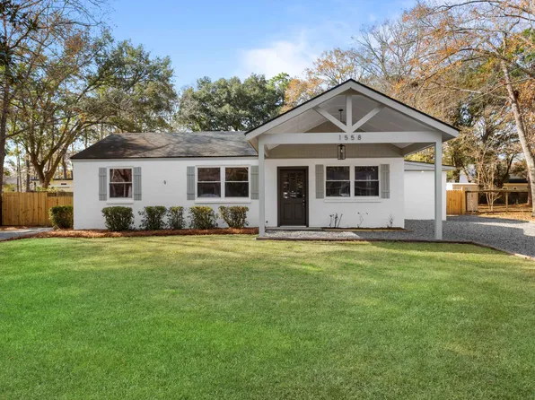 1558 Burnswick Dr, Johns Island, SC 29455