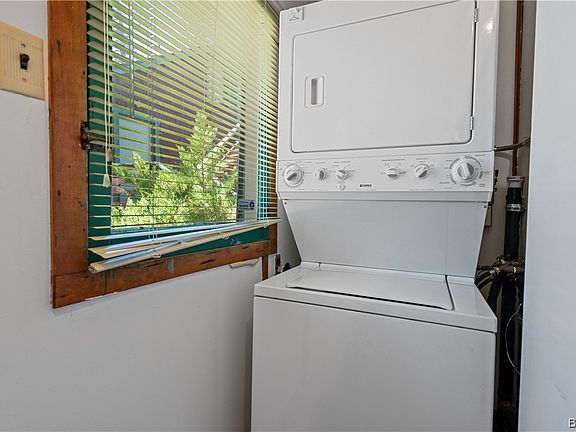 4th image of 143 Lagunita Ln