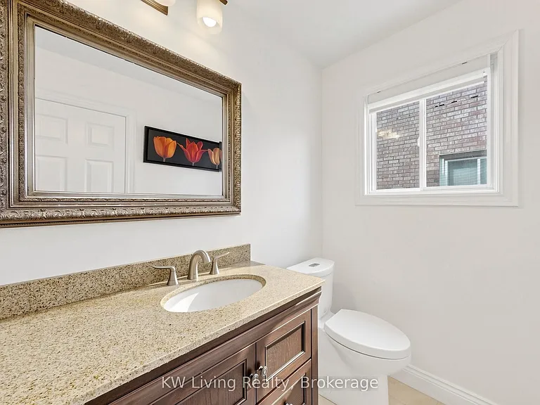 33 Southgate Cres — Photo 16