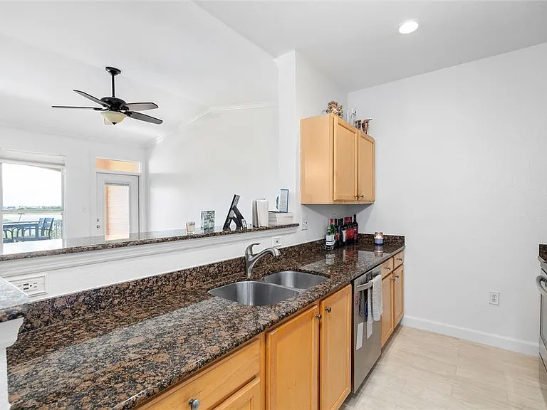 5000 Culbreath Key Way #9316 — Photo 8
