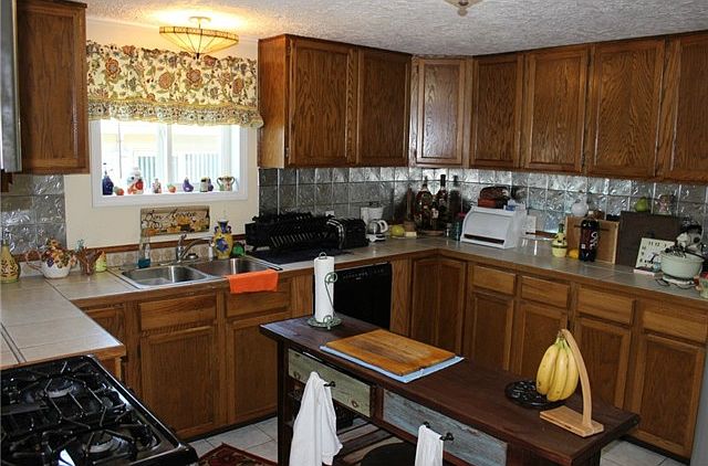 1st image of 126 W Emerson Ave