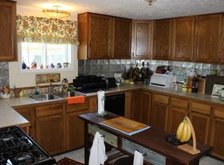 126 W Emerson Ave, Hoquiam, WA 98550
