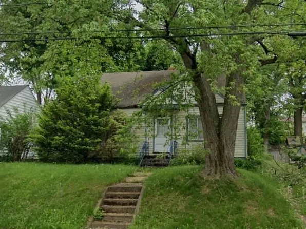 821 Cree Ave, Akron, OH 44305