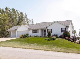 3823 Eagle Rd NE, Solon, IA 52333