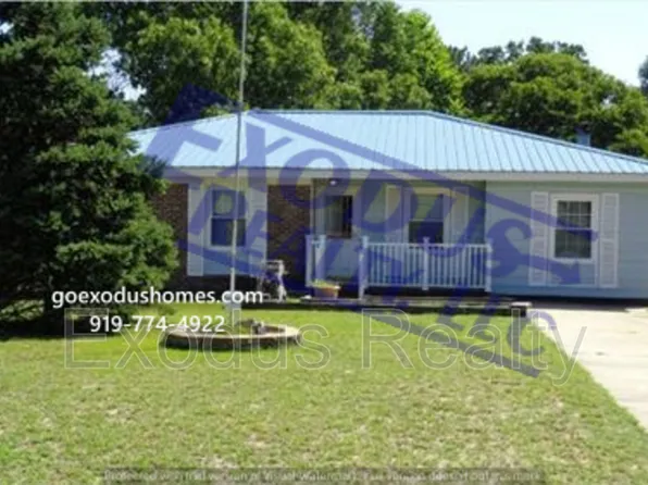 5812 Shenandoah Dr, Fayetteville, NC 28304