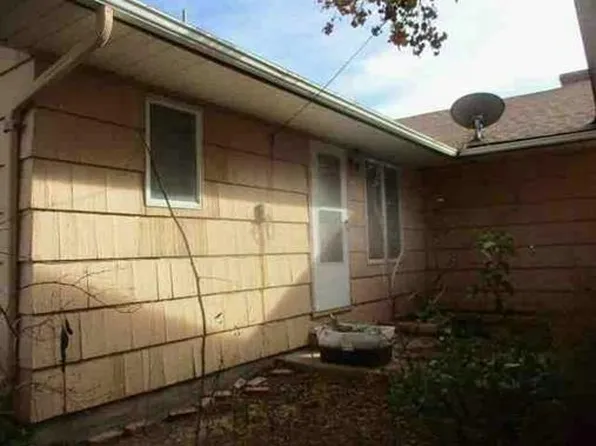 623 Haskell St, Tribune, KS 67879