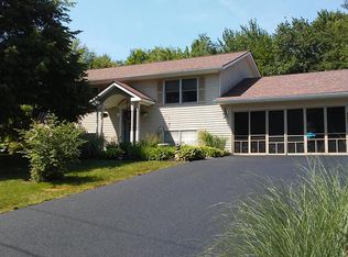 6326 Overhill Dr, Rome, NY 13440