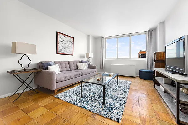 Sold by Compass | media 14