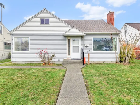 1005 E 4th Street, Port Angeles, WA 98362