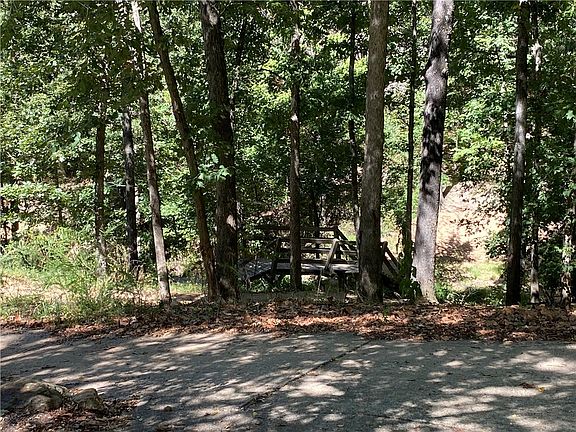 2nd image of 70 Skyline Dr