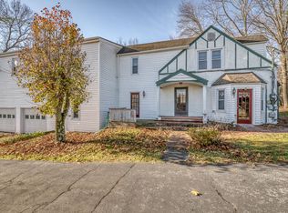 130 Crossway Rd, Bristol, VA 24201