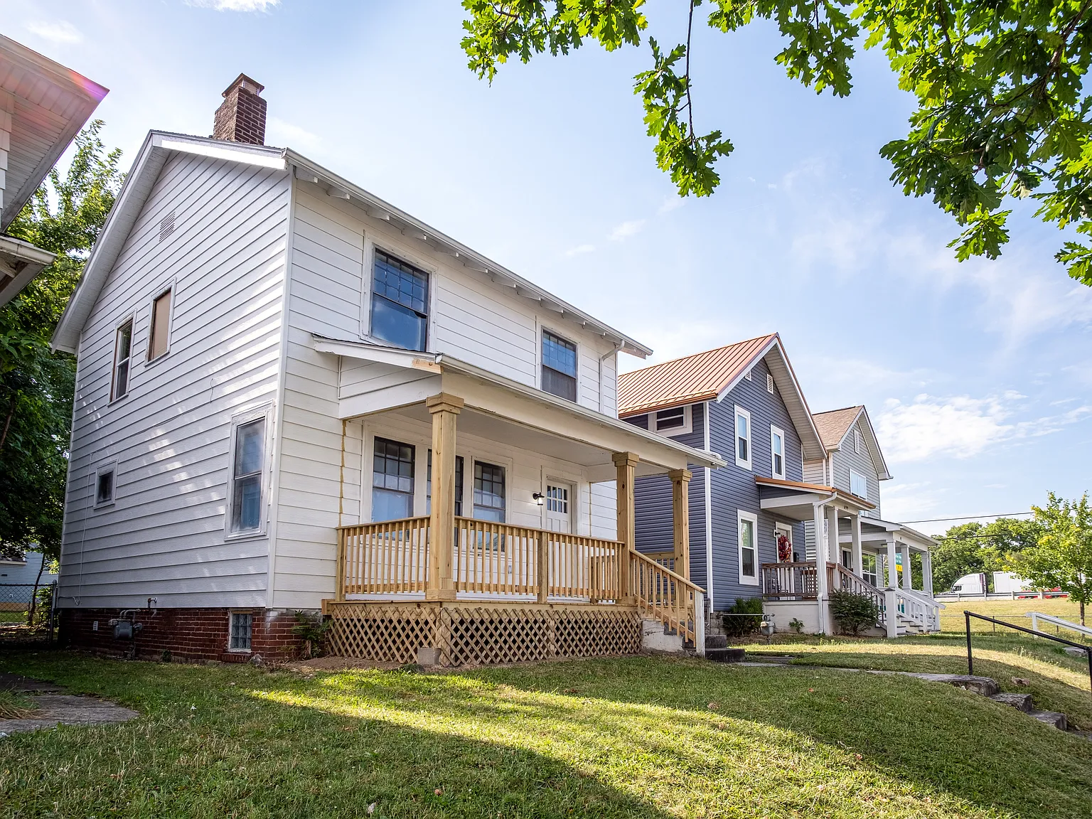 3 bed, 1248 sqft, $1,600 — Photo 3