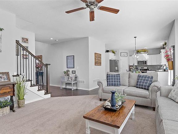 5th image of 3237 N 128th St