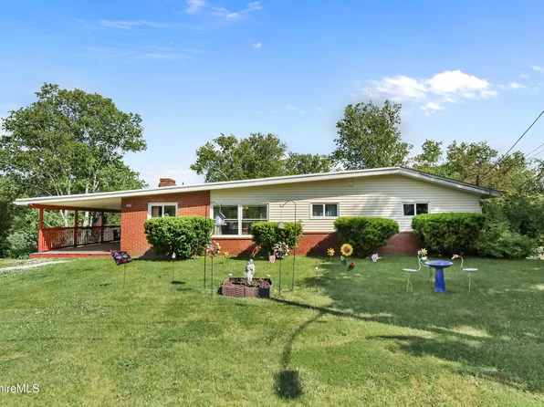 168 Friend St, Adams, MA 01220