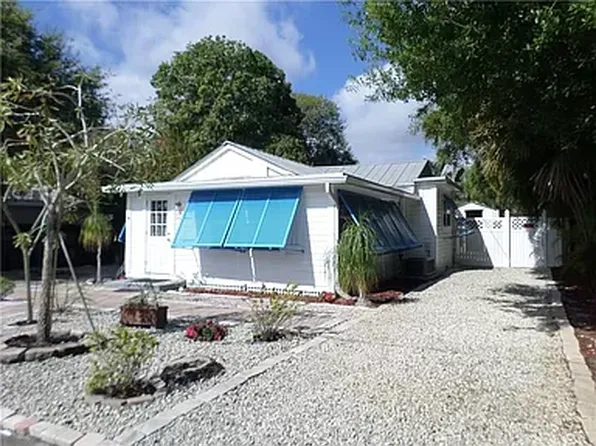 616 SW Cleveland Ave, Stuart, FL 34994