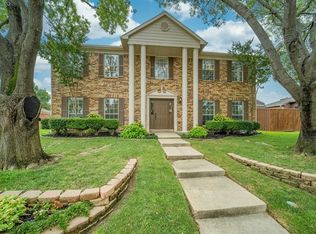 2089 Cameo Dr, Lewisville, TX 75067