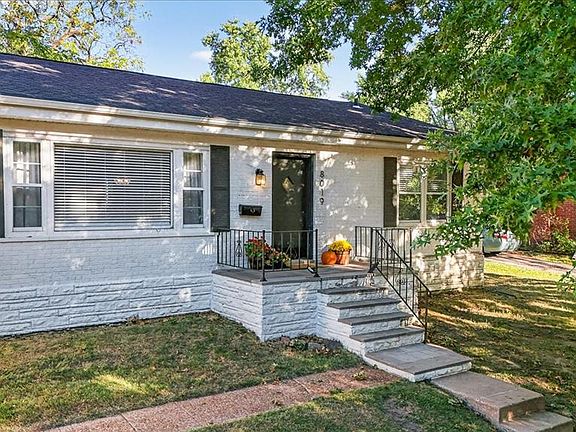 2nd image of 8019 Gramond Dr