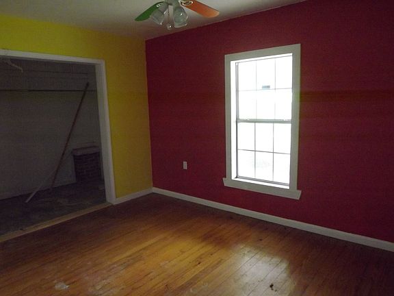 4th image of 5320 Columbia Road 1