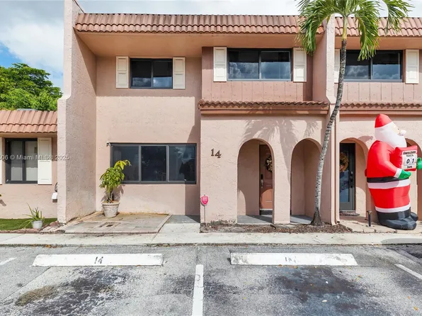 14 Seville Cir #2-54, Davie, FL 33324