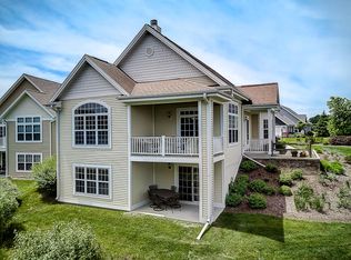 W178N5922 Timms Prairie Walk, Menomonee Falls, WI 53051