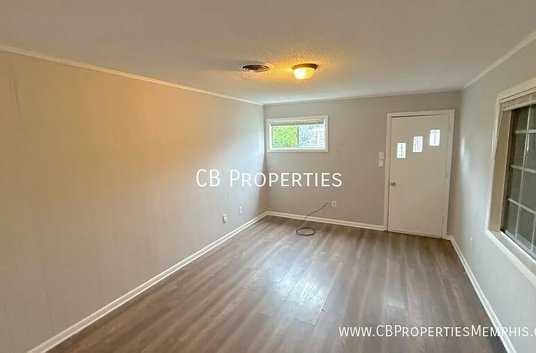 2208 Cassie Ave — Photo 6