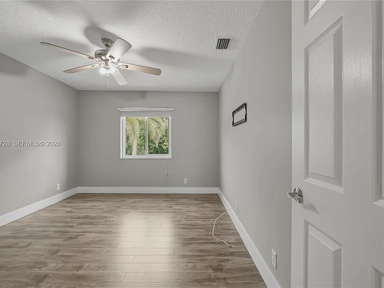5285 NW 112th Ter — Photo 26