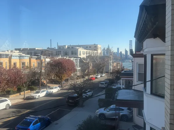 123 Shippen St APT 2, Weehawken, NJ 07086