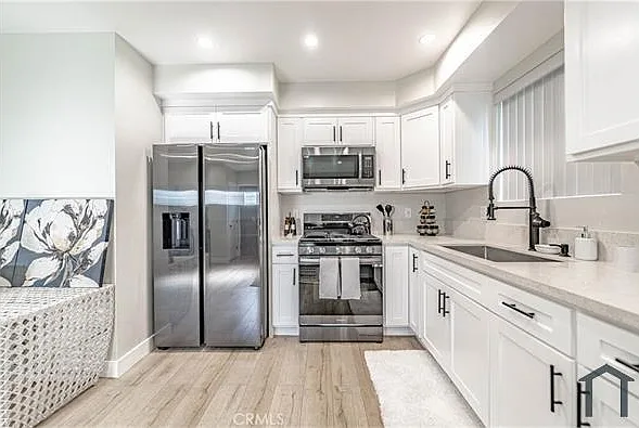 433 W Gage Ave #433 — Photo 5