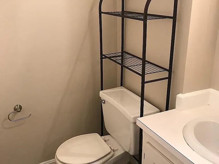 2 bed, 1100 sqft, $2,600 — Photo 3