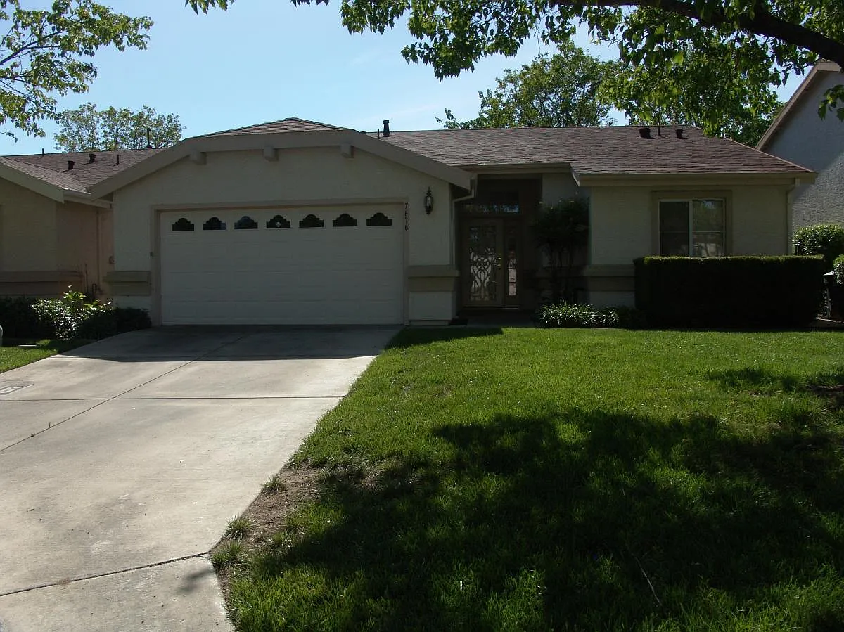 7676 Sundrift Ln photo 1